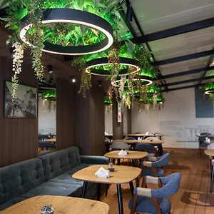 3* Hotel Graphica